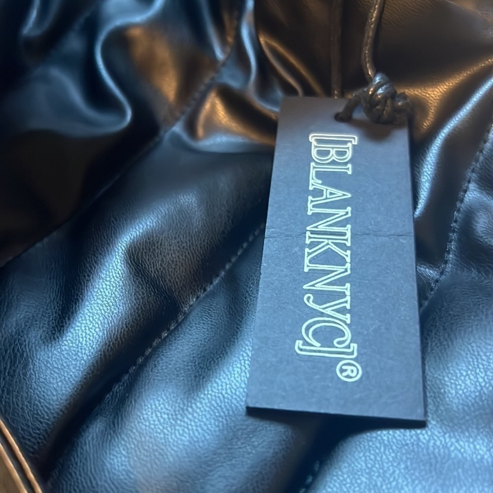 Blank NYC Faux Leather Vest Belted NWT Black Vegan Leather Size XS - Picture 5 of 5